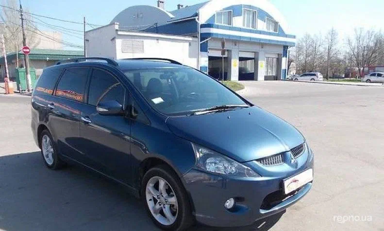 Mitsubishi Grandis 2007 - 7
