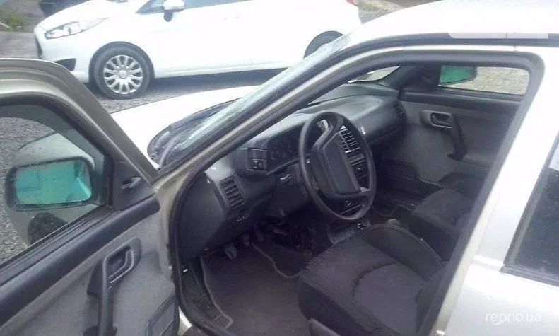Lada (ВАЗ) 2112 2005 - 1