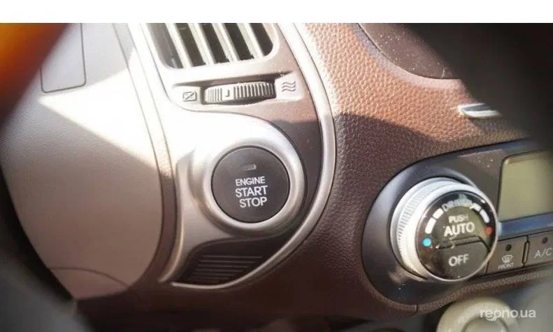 Hyundai ix35 2011 - 13