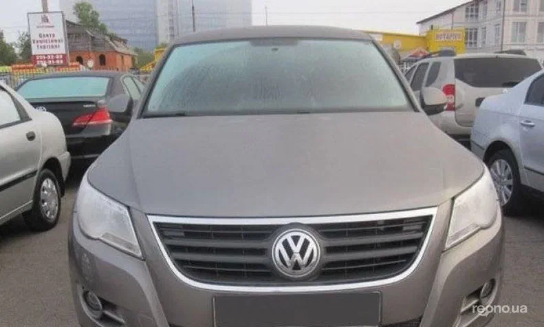 Volkswagen Tiguan 2008 - 1