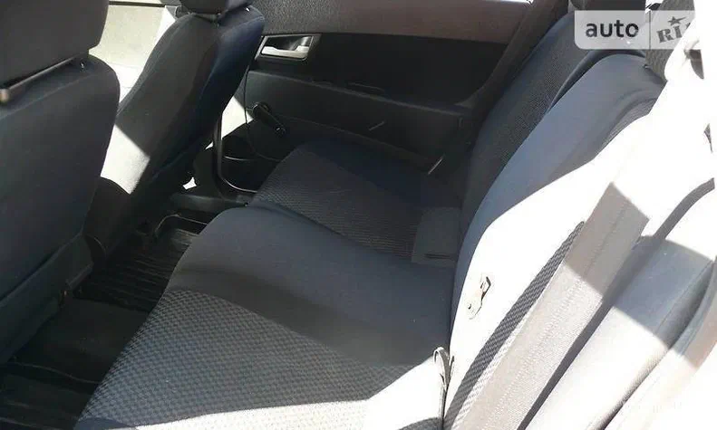 Lada (ВАЗ) 2111 2011 - 1