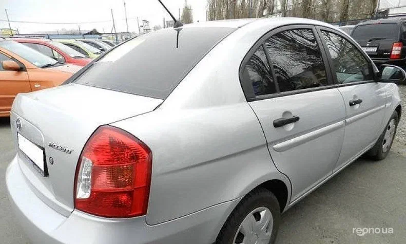 Hyundai Accent 2008 - 2