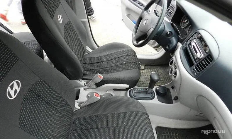 Hyundai Accent 2008 - 6