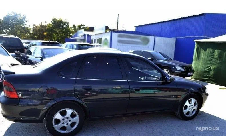 Opel Vectra 1996 - 11