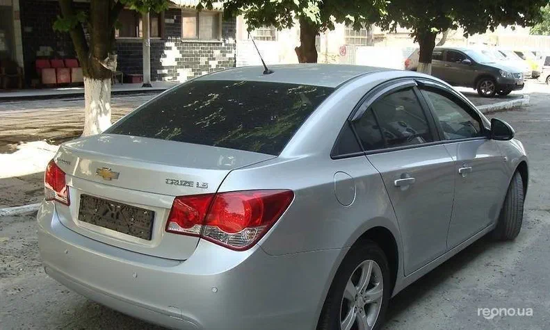 Chevrolet Cruze 2010 - 6