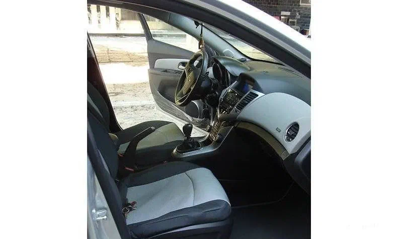 Chevrolet Cruze 2010 - 1