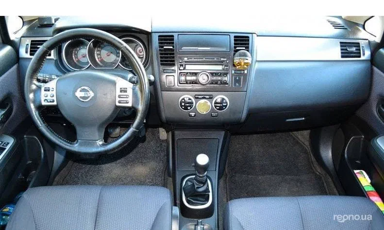 Nissan Tiida 2008 - 8