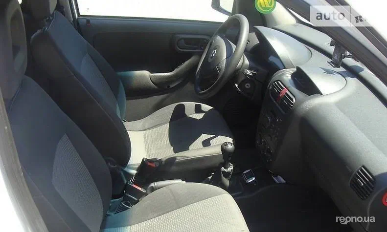 Opel Combo 2007 - 4