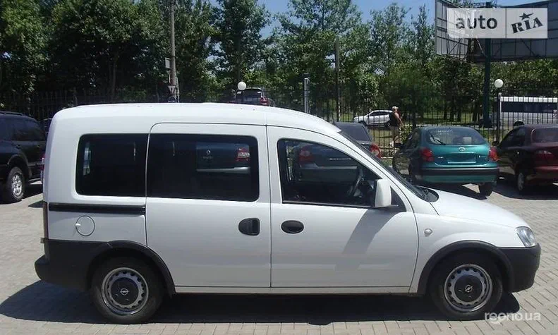 Opel Combo 2007 - 13