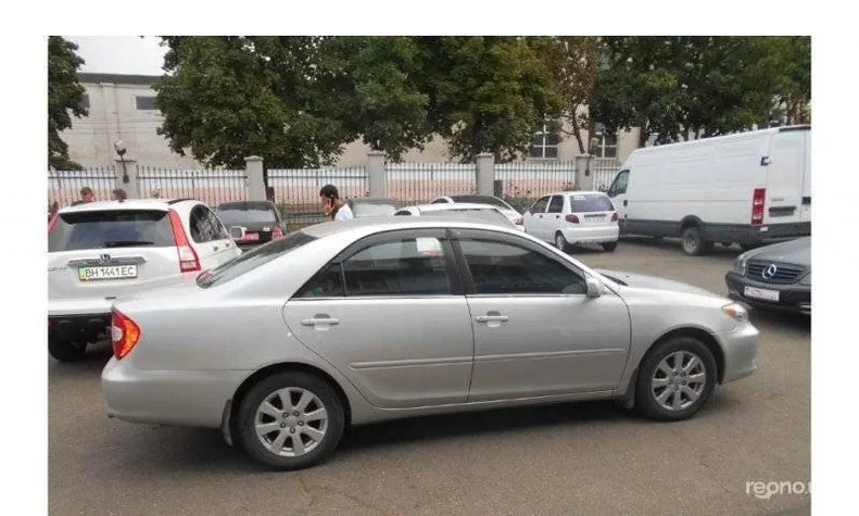 Toyota Camry 2002 - 5
