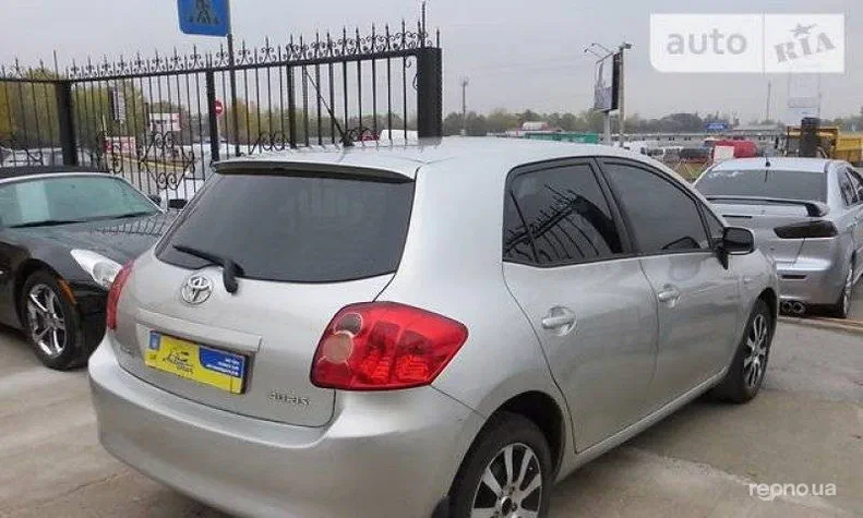 Toyota Auris 2007 - 2