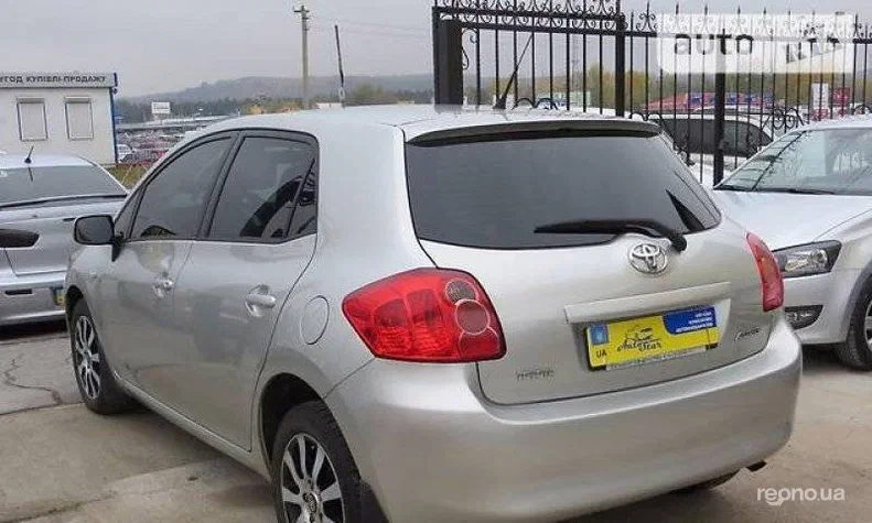 Toyota Auris 2007 - 4