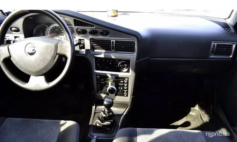 Daewoo Nexia 2011 - 5