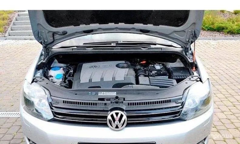 Volkswagen Golf 2011 - 8