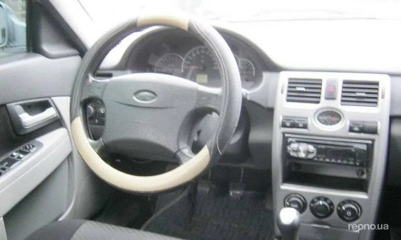 Lada (ВАЗ) Priora 2011 - 10
