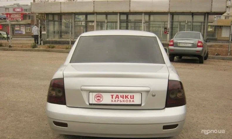 Lada (ВАЗ) Priora 2011 - 4