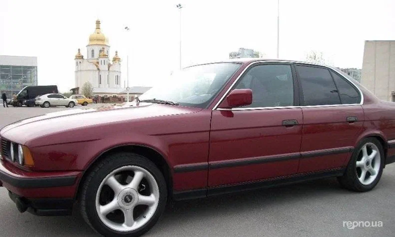 BMW 5 серія 1988 - 0