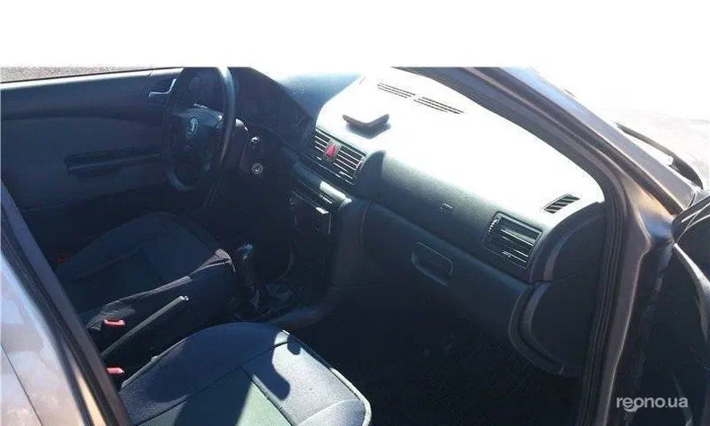 Skoda Octavia 2008 - 5