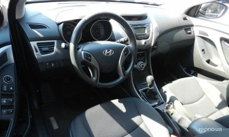 Hyundai Elantra 2013 - 5