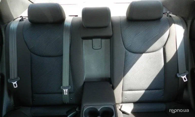 Hyundai Elantra 2013 - 9