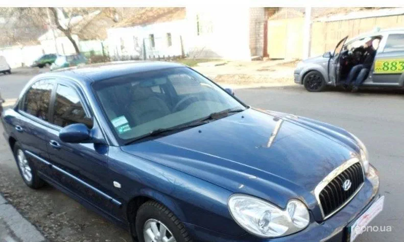 Hyundai Sonata 2004 - 10