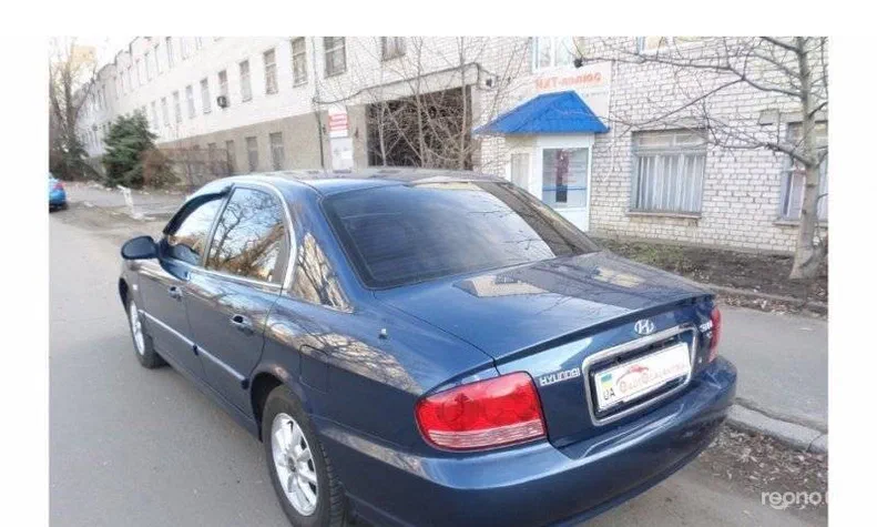 Hyundai Sonata 2004 - 6