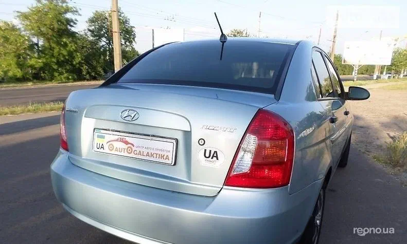 Hyundai Accent 2006 - 5