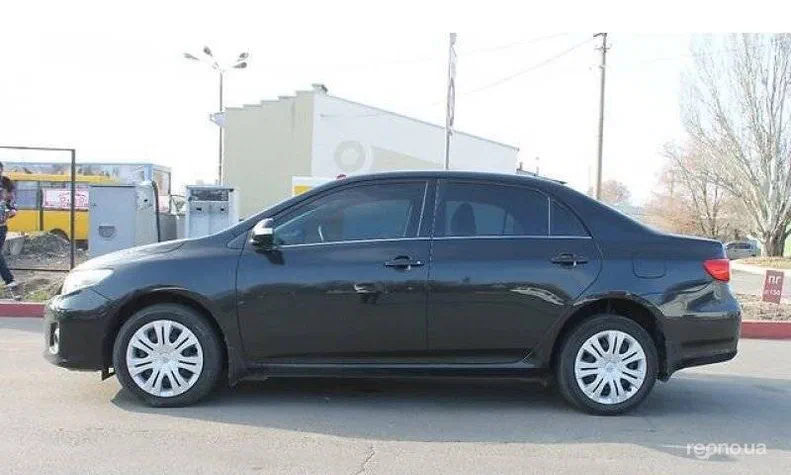 Toyota Corolla 2011 - 3