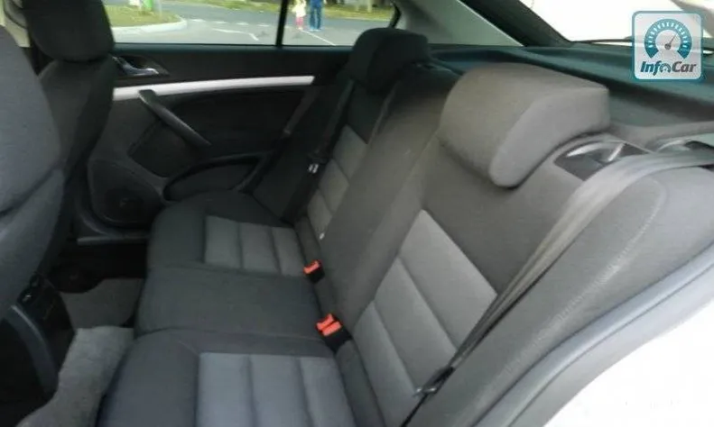 Skoda Octavia 2009 - 10