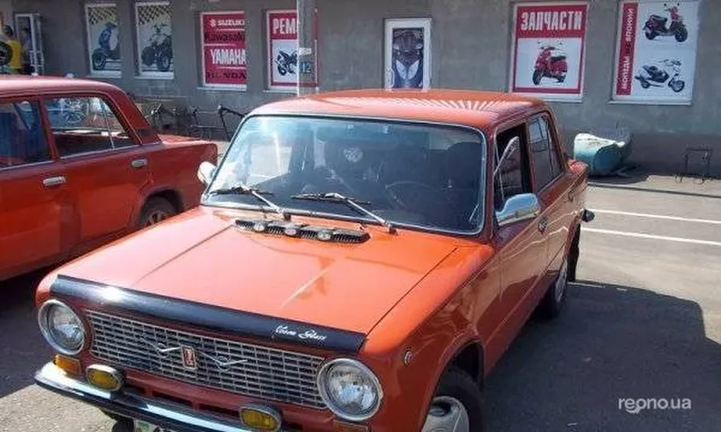 ВАЗ 21011 1977 - 0