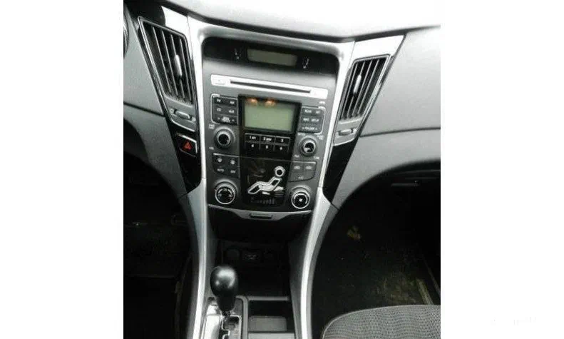 Hyundai Sonata 2011 - 11