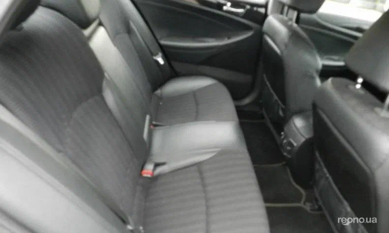 Hyundai Sonata 2011 - 7