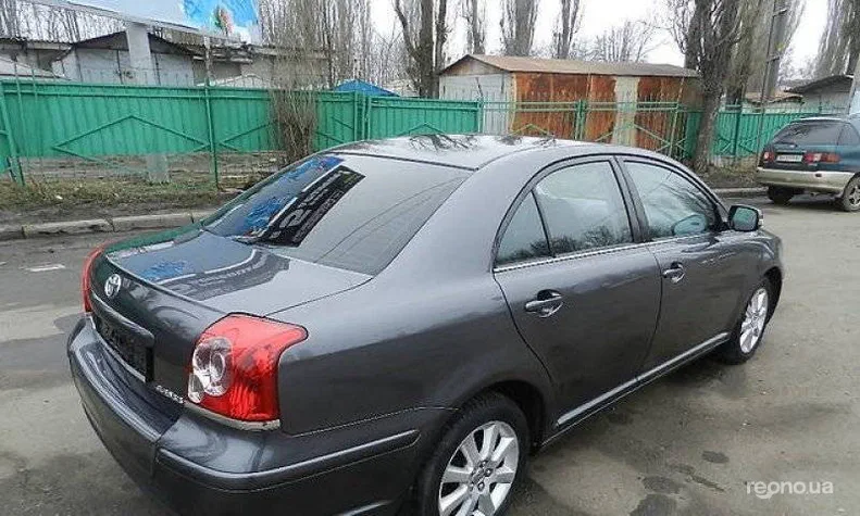 Toyota Avensis 2008 - 6