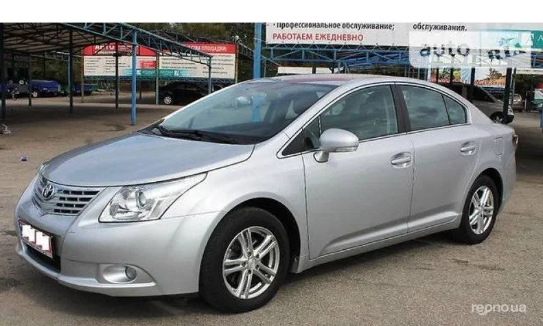 Toyota Avensis 2011 - 0