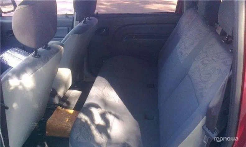 Renault Logan 2010 - 1