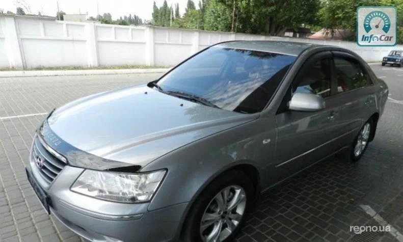 Hyundai Sonata 2009 - 12