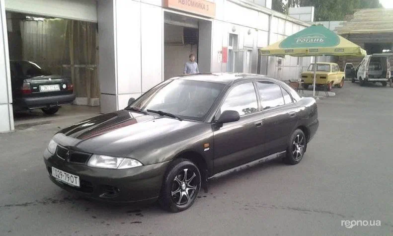 Mitsubishi Carisma 1995 - 0