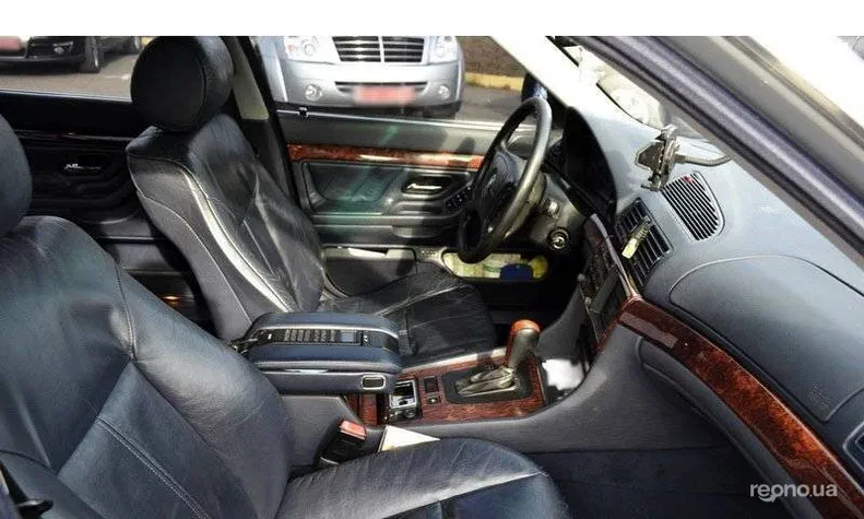 BMW 7 серія 2000 - 24