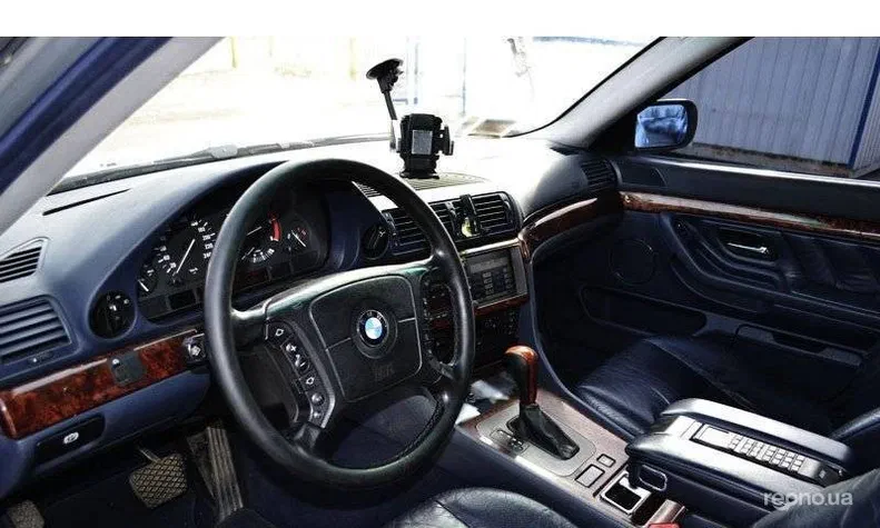 BMW 7 серія 2000 - 2
