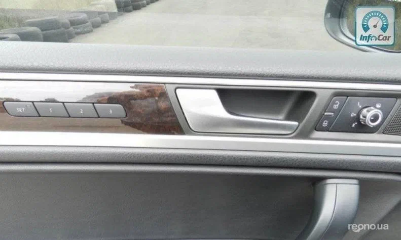 Volkswagen Touareg 2011 - 8