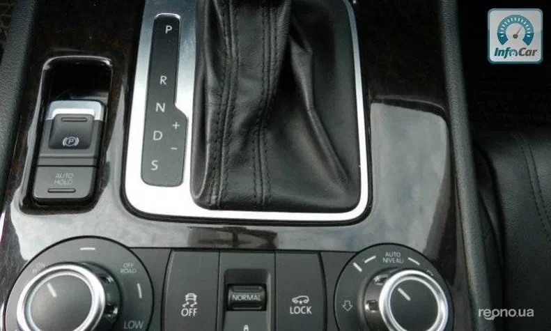 Volkswagen Touareg 2011 - 11