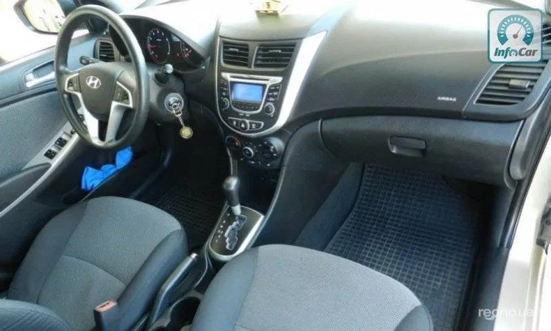Hyundai Accent 2014 - 9