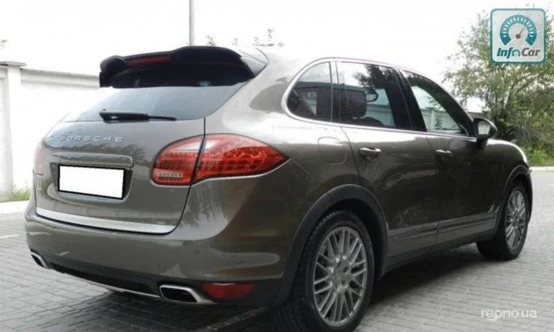 Porsche Cayenne 2011 - 5