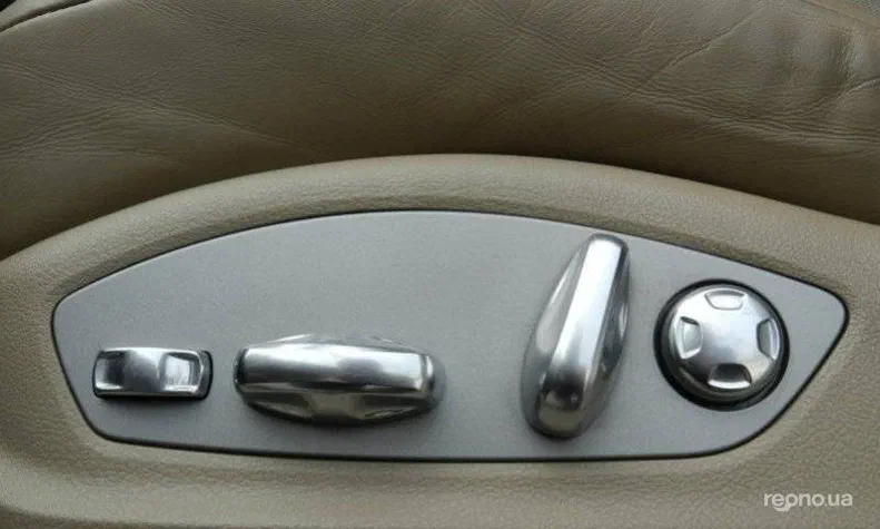 Porsche Cayenne 2011 - 8