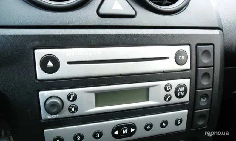 Ford Fiesta 2005 - 8