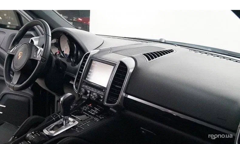 Porsche Cayenne 2014 - 8