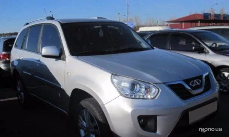 Chery Tiggo (T11) 2013 - 1
