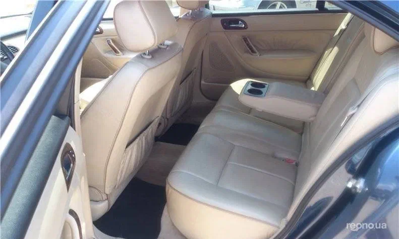 Peugeot 607 2001 - 1