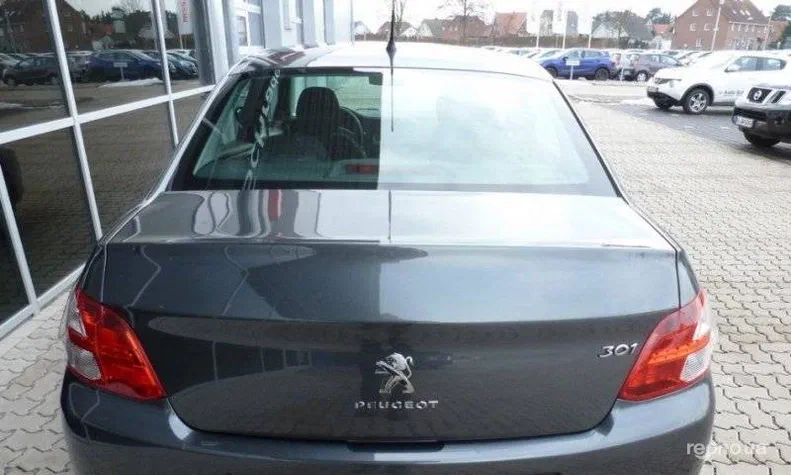 Peugeot 301 2015 - 1