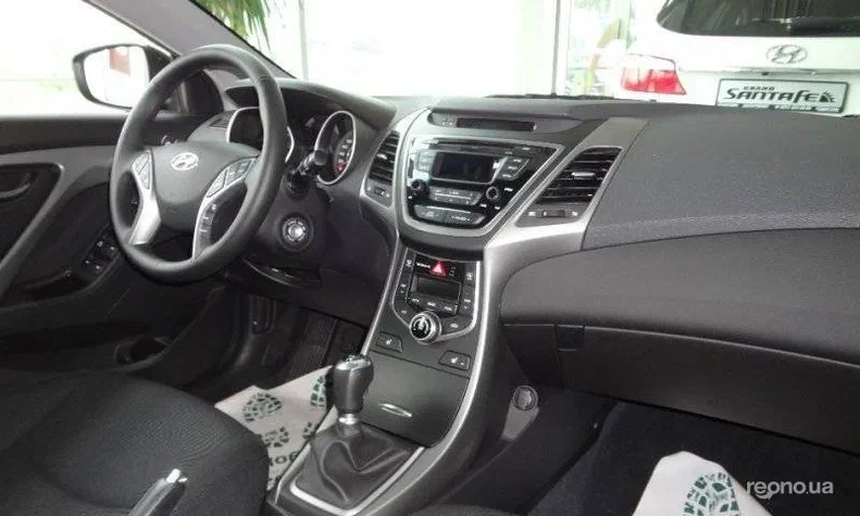 Hyundai Elantra 2014 - 4